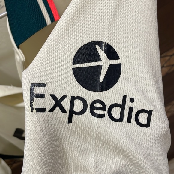 Nike Liverpool Jersey 2021/22 - Picture 5 of 7